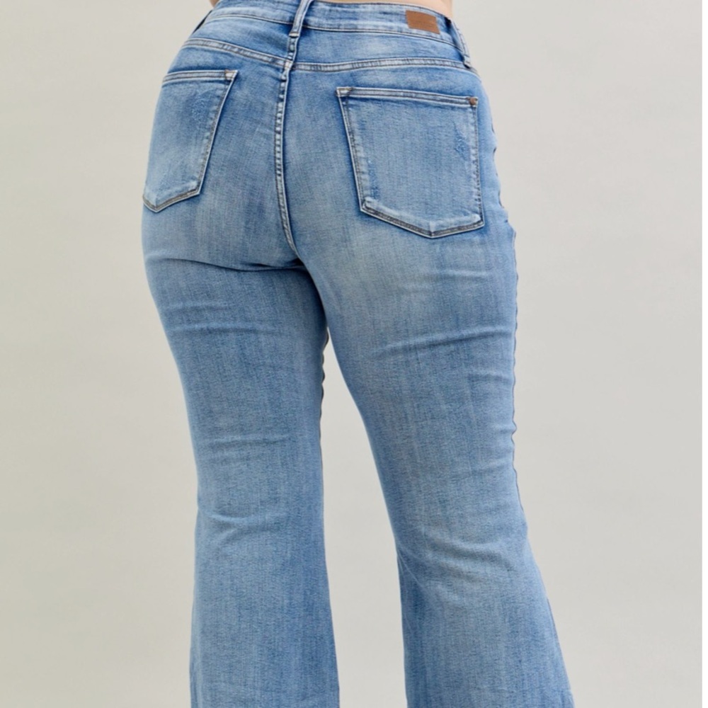 Judy Blue Classic Blue Flare Jeans for Women, new - Picture 14 of 16